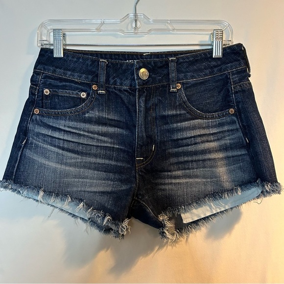 American Eagle Outfitters Blue Jean Shorts Frayed Hem Size 4 - Picture 1 of 6